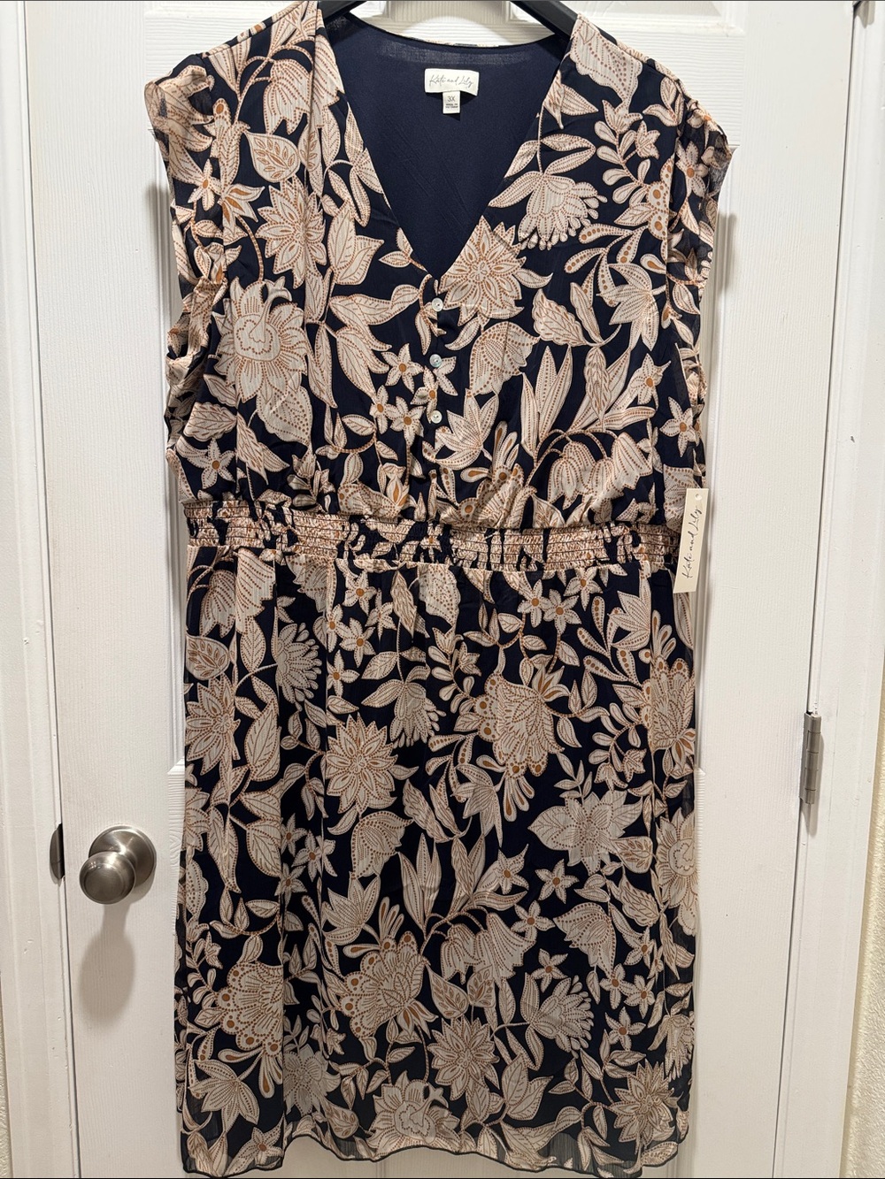 Kelly & Katie Navy Floral V-Neck Midi Dress